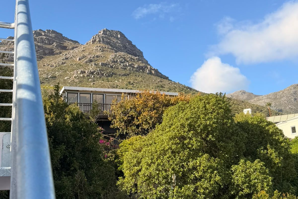 Secure 2-bedroom And 2-bathroom Apartment In Louw Road, Penzance Estate - Photo 3
