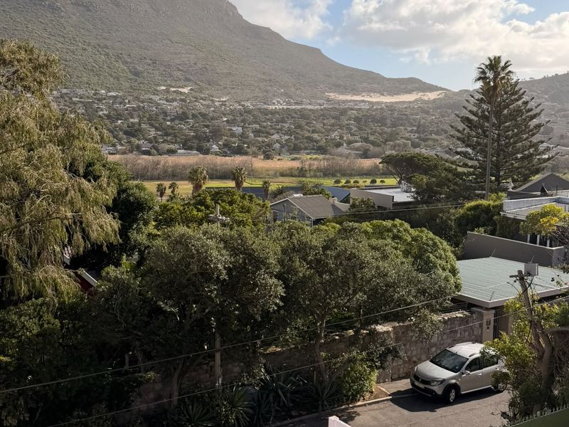 Secure 2-bedroom And 2-bathroom Apartment In Louw Road, Penzance Estate - Photo 4