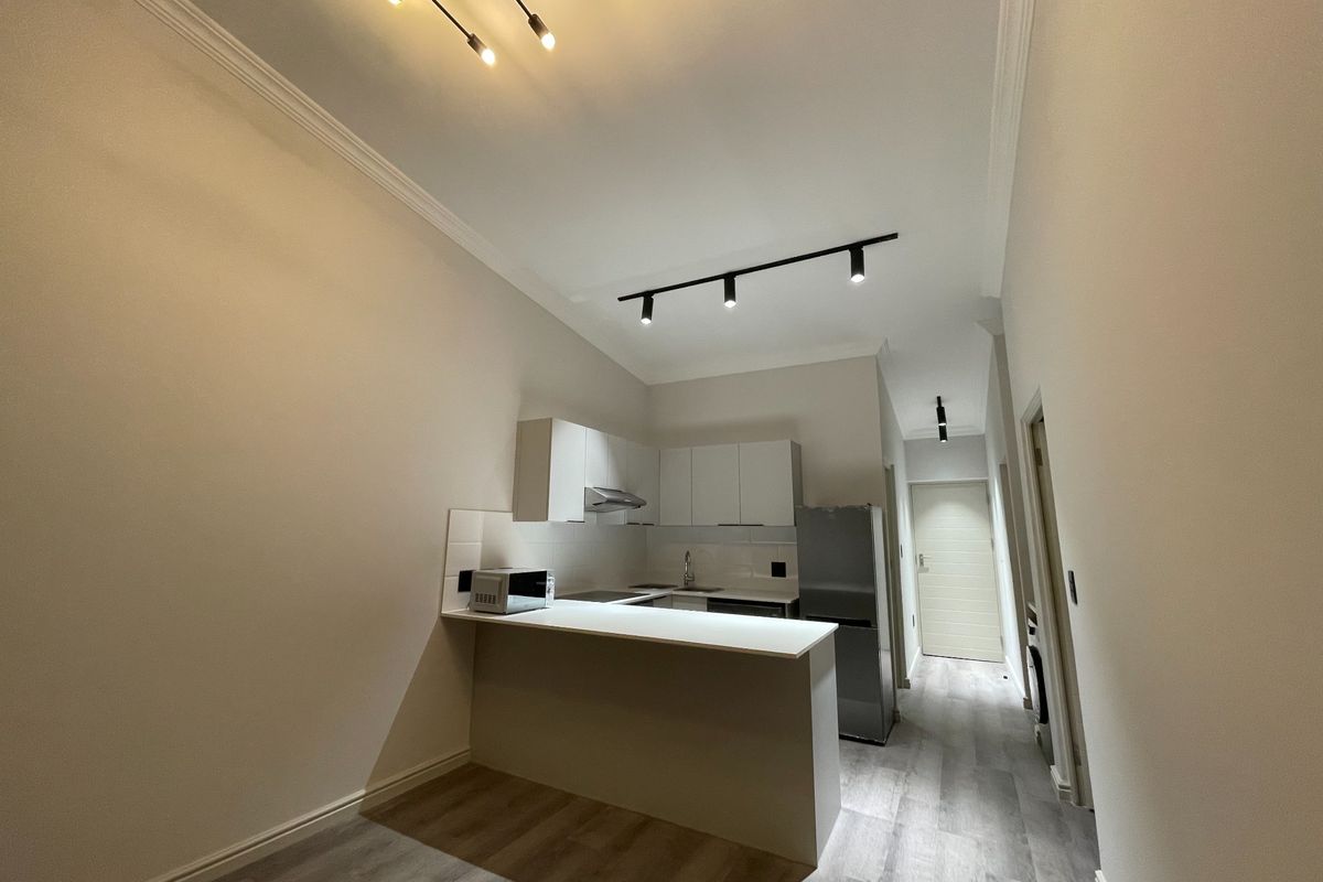 Modern 2-bed Second Floor Apartment | Arnim Apartments, Brackenfell South - Photo 4