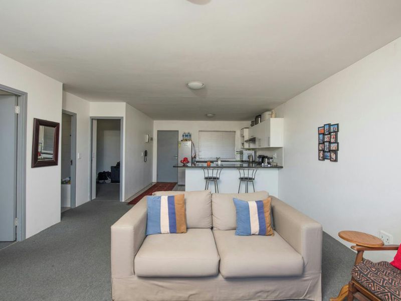 Modern 2-bedroom  And 1-bathroom Corner Apartment In Zonnebloem (unfurnished) - Photo 6