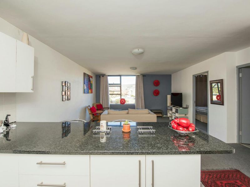 Modern 2-bedroom  And 1-bathroom Corner Apartment In Zonnebloem (unfurnished) - Photo 5