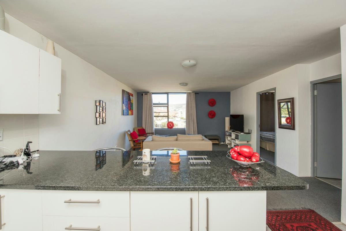 Modern 2-bedroom  And 1-bathroom Corner Apartment In Zonnebloem (unfurnished) - Photo 5