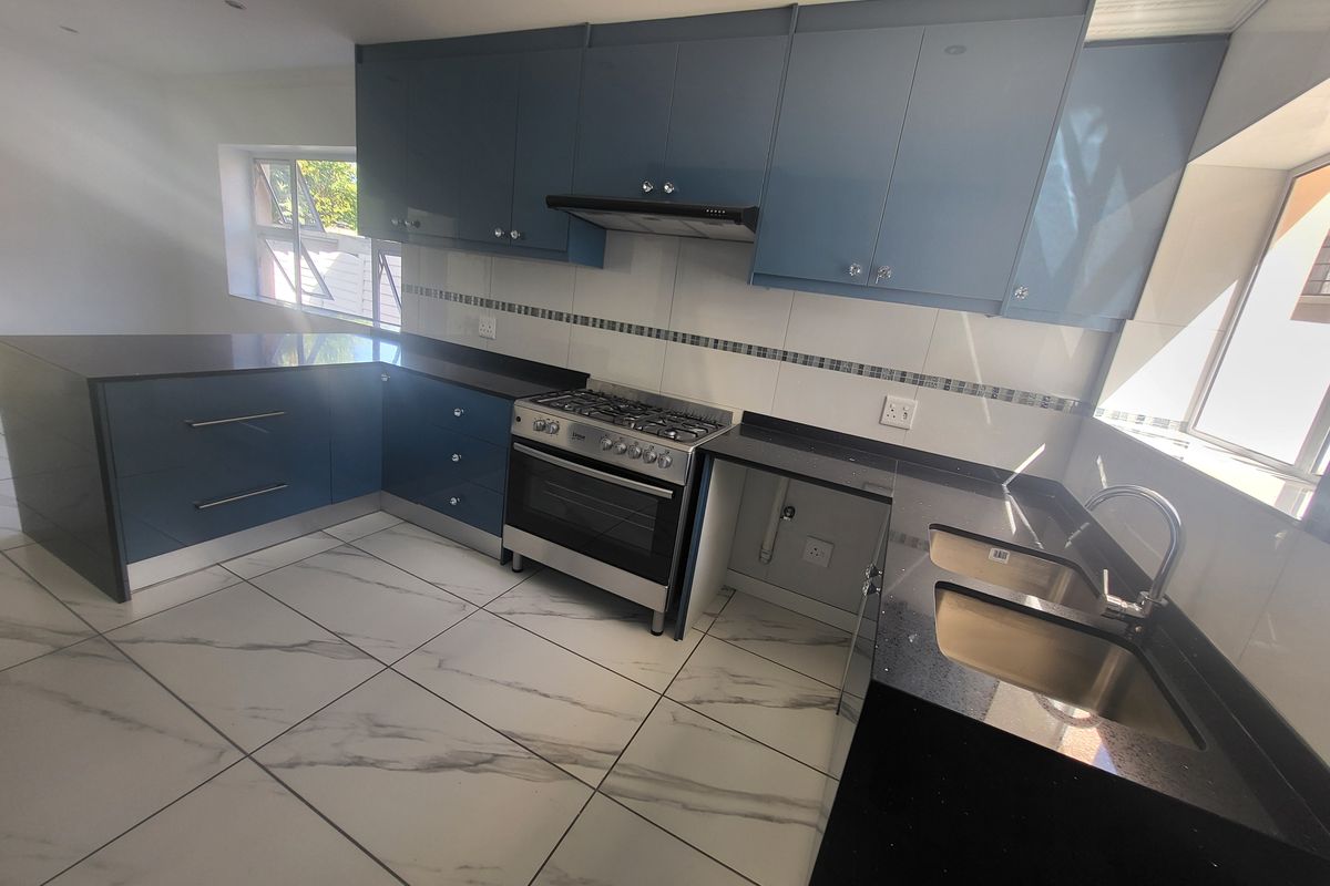 2-bedroom And 1-bathroom Cottage @ 10 Carnation Street, Wendywood - Photo 2