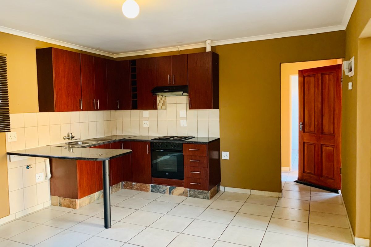 Secure 2-bedroom And 1-bathroom Cottage In 7 Dwergarend, Liefde En Vrede,  Unit2 - Photo 3
