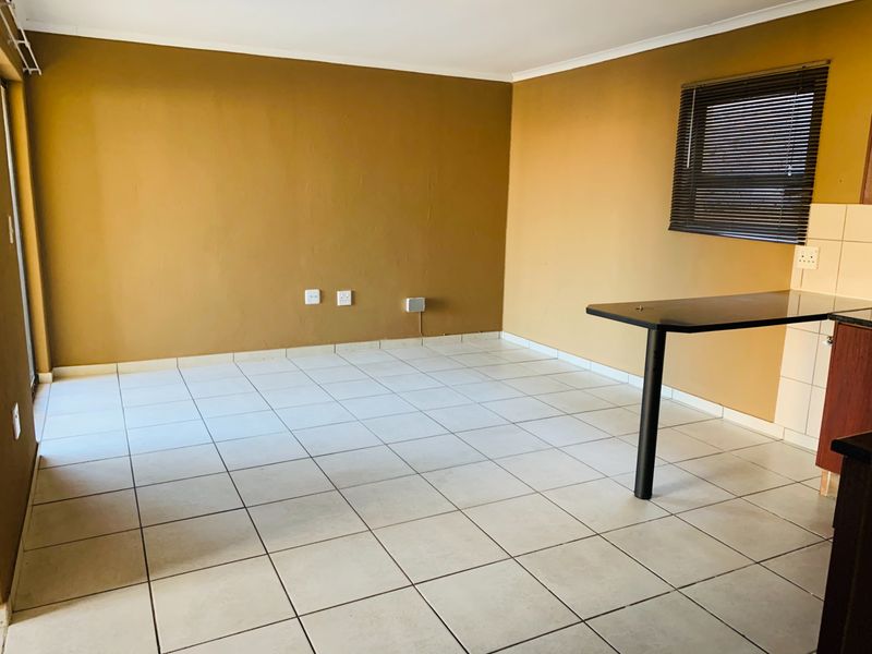 Secure 2-bedroom And 1-bathroom Cottage In 7 Dwergarend, Liefde En Vrede,  Unit2 - Photo 4