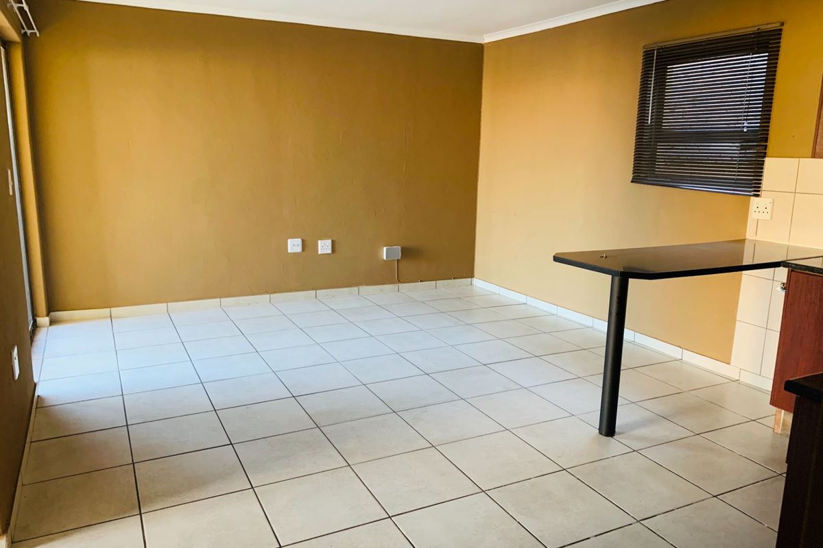 Secure 2-bedroom And 1-bathroom Cottage In 7 Dwergarend, Liefde En Vrede,  Unit2 - Photo 4