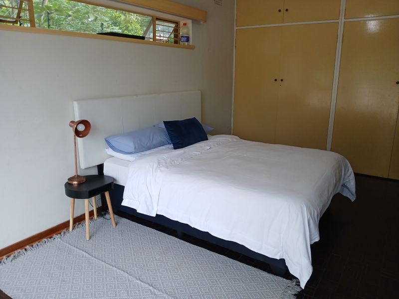 Secure Bachelor Apartment In Cromwell Road, Lombardy East - Photo 8