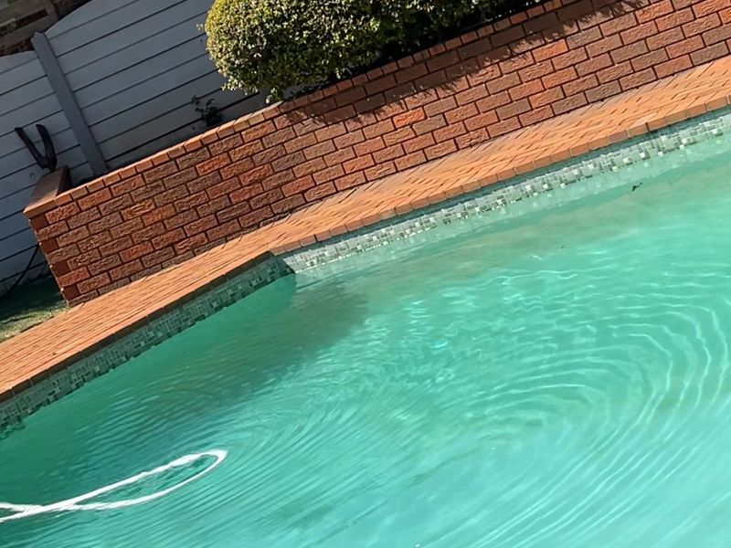 Spacious 1-bedroom And 1-bath Apartment In Glenvista - Photo 2