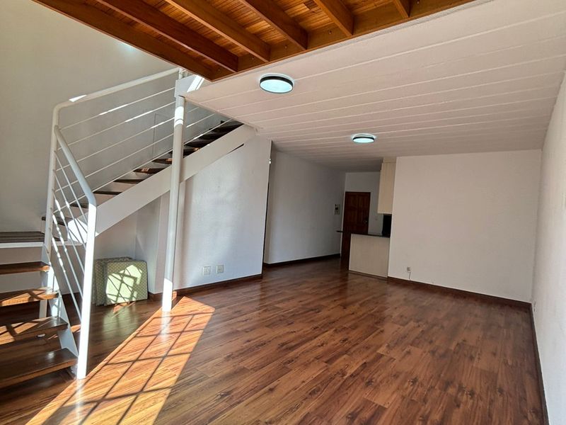 Secure 2-bedroom And 2-bathroom Townhouse In View Street, Rietvalleirand - Photo 3