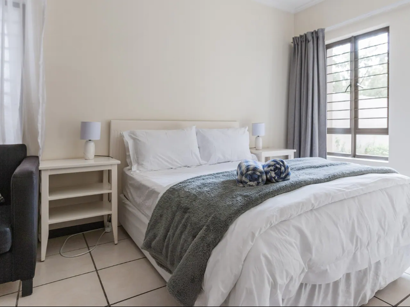 Fully Furnished Corporate Executive Studio Apartment In Fourways - Photo 7