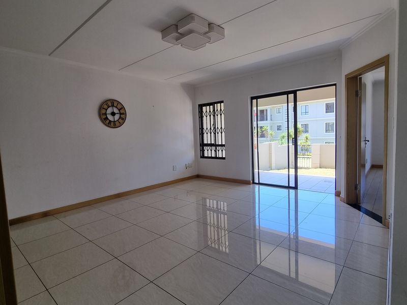 2-bedroom And 2-bathroom Apartment In La Maison Royale - Photo 7