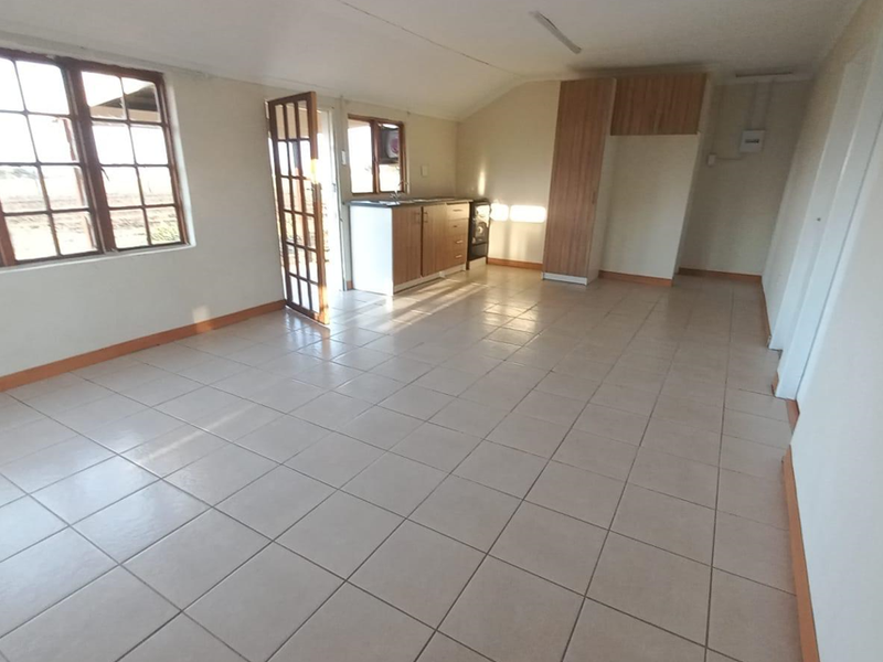Secure 2-bedroom And 1-bathroom Cottage Available On A Plot In Randfontein - Photo 3