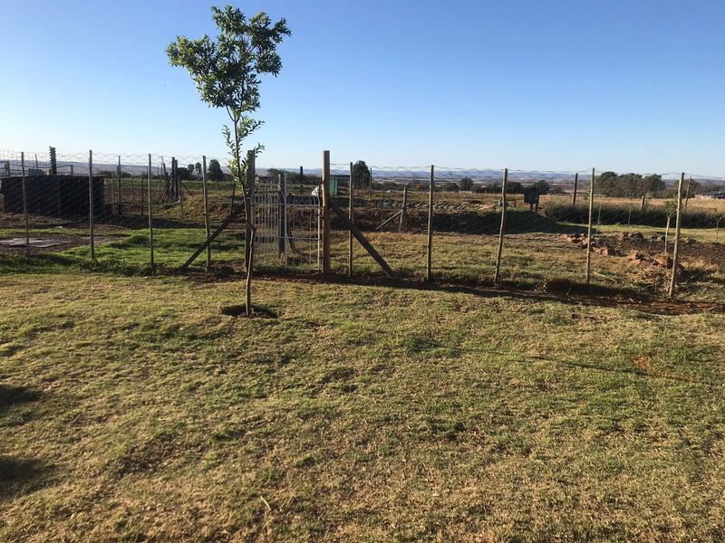 Secure 2-bedroom And 1-bathroom Cottage Available On A Plot In Randfontein - Photo 10
