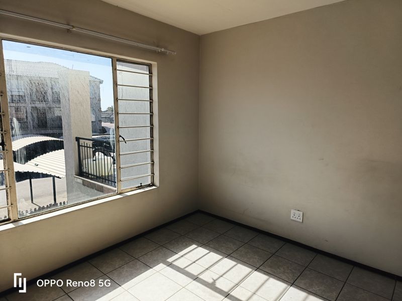 Sagittarius Avenue, Reyno Ridge - Photo 8