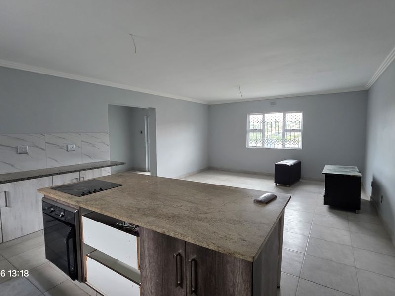 Secure 4-Bedroom And 2-Bathroom House In Barvale Drive, Hippo Road - Photo 3