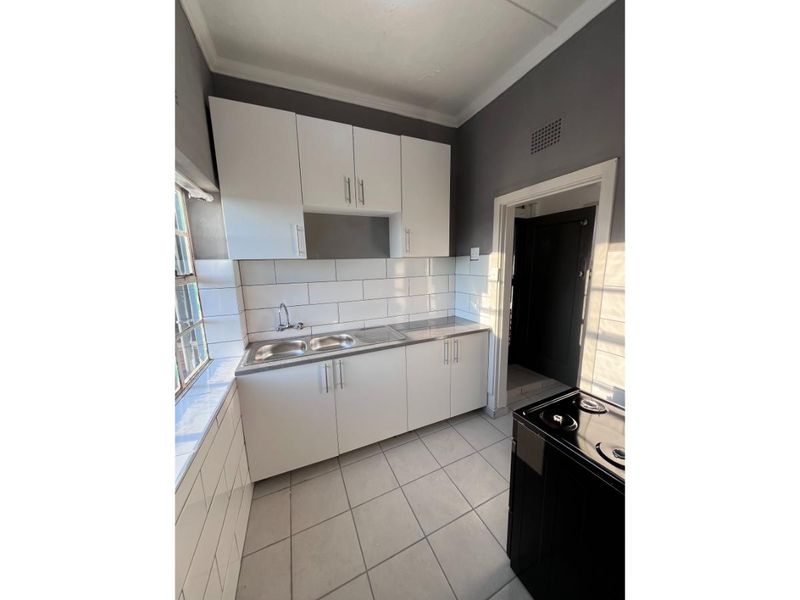 Cameron Court - Photo 1
