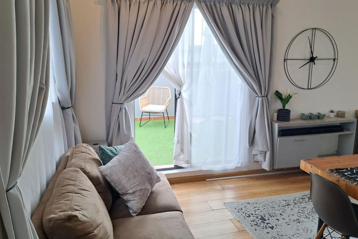 Newly Renovated 3-bedroom And 2-bathroom Apartment In Barbeque Downs, Midrand - Photo 5