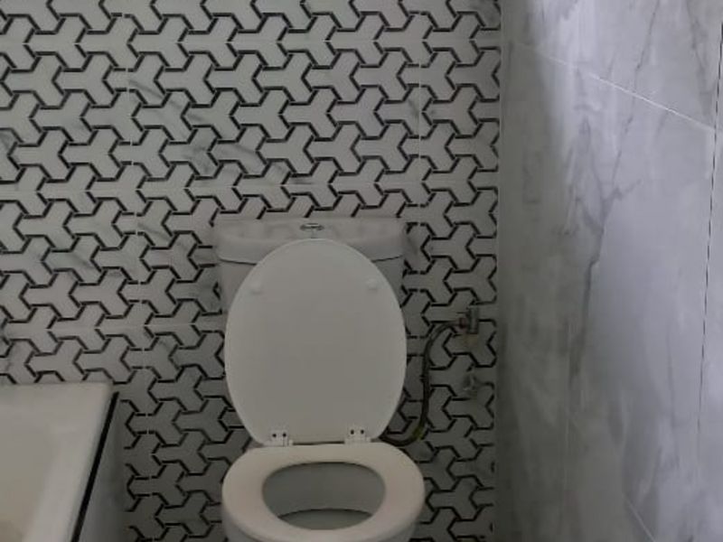 Beautiful 3-Bedroom And 2-Bathroom Family Home In Weltevreden Park - Photo 6