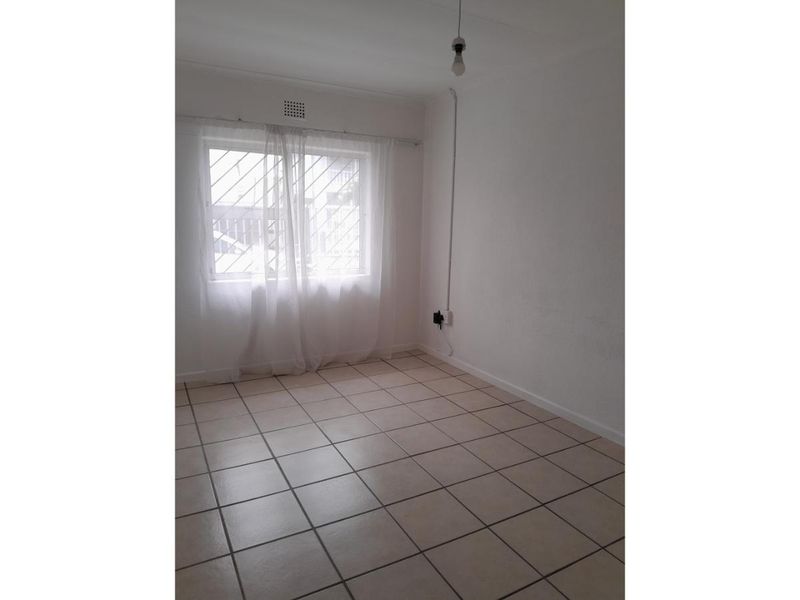 Spacious 3-Bedroom And 1-Bath House For Rent In Rylands Estate - Photo 7