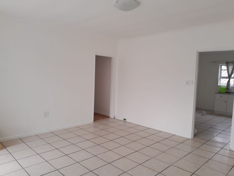 Spacious 3-Bedroom And 1-Bath House For Rent In Rylands Estate - Photo 4