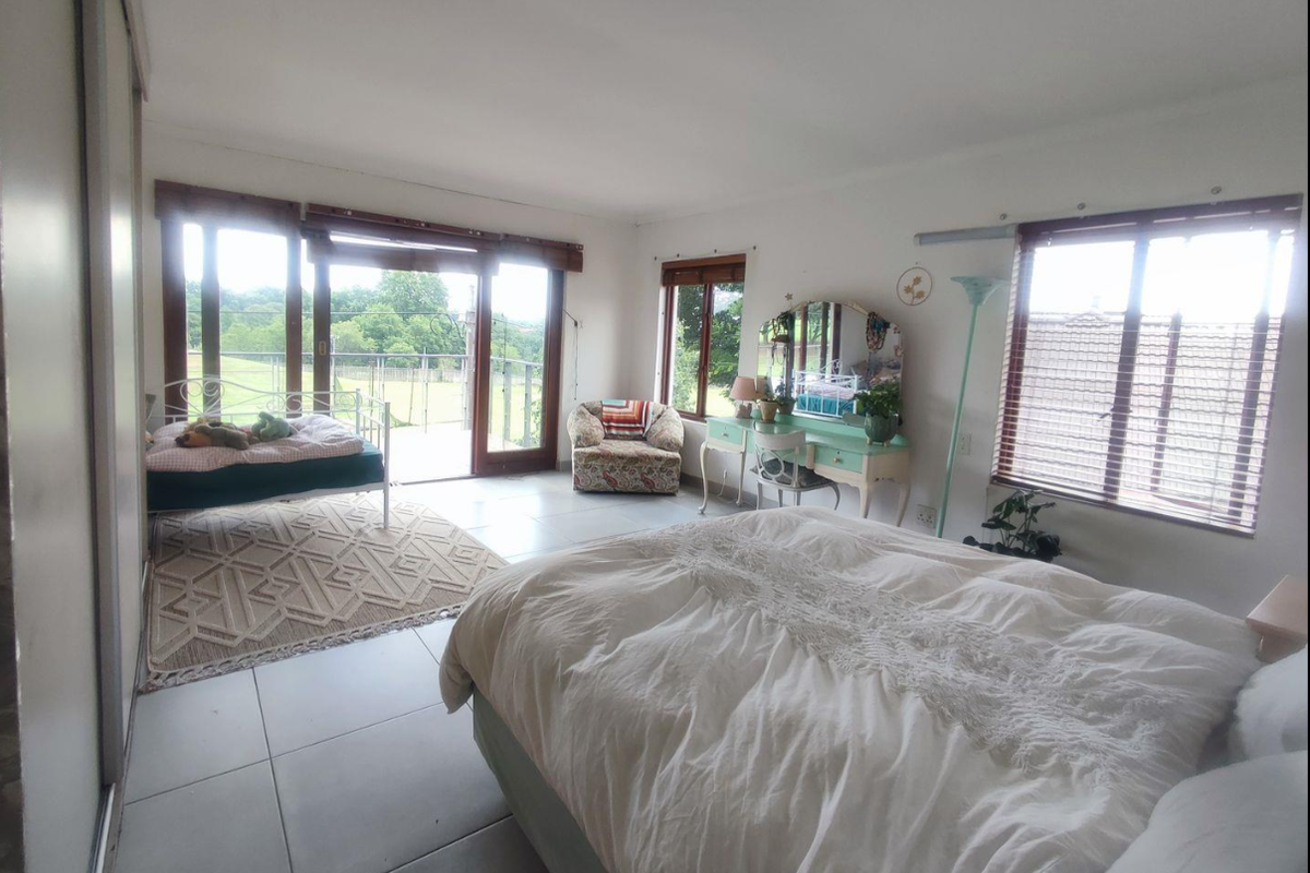 Secure 1-Bedroom And 1-Bathroom Apartment In Westdene - Photo 5