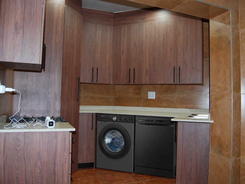U3 - Photo 3