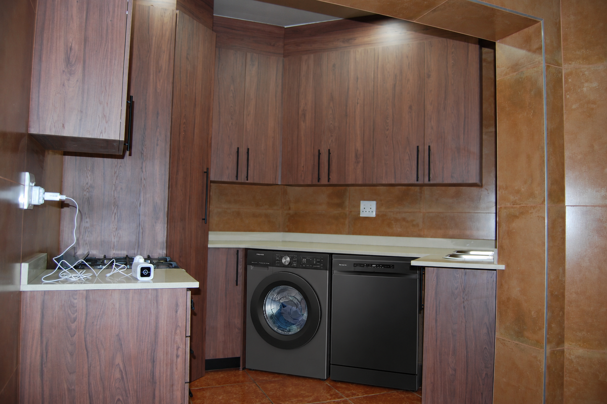 U3 - Photo 3