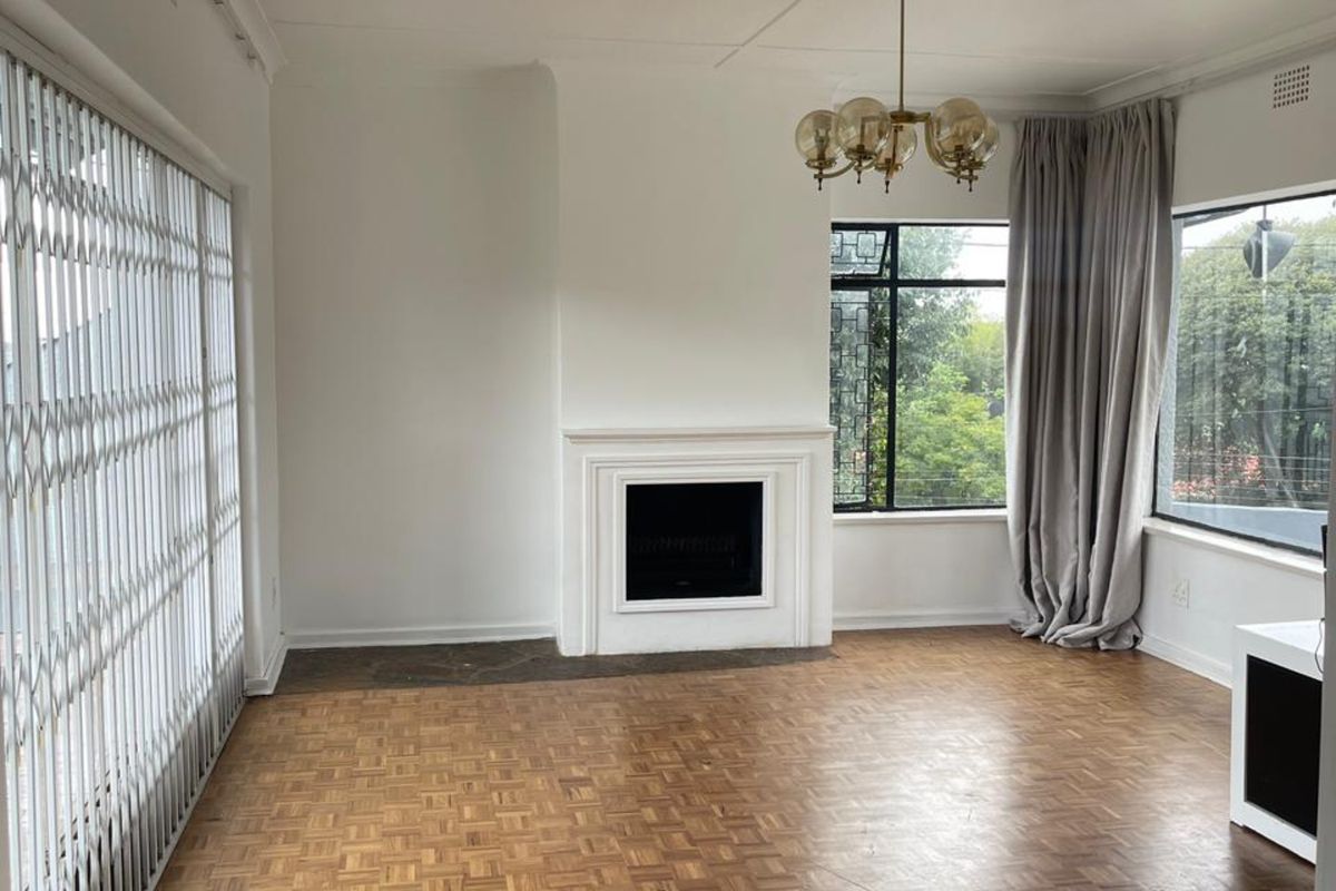 Morden Family Home In Bruma, De Wetshof - Photo 5