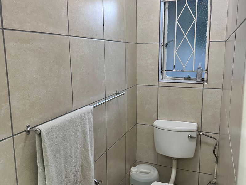 Secure 1-bedroom Cottage In Galena Avenue, Kloofendal - Photo 9