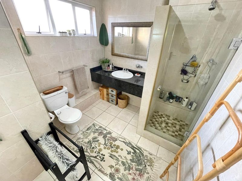 Secure 2-bedroom Apartment In Innes Road, Morningside - Photo 8