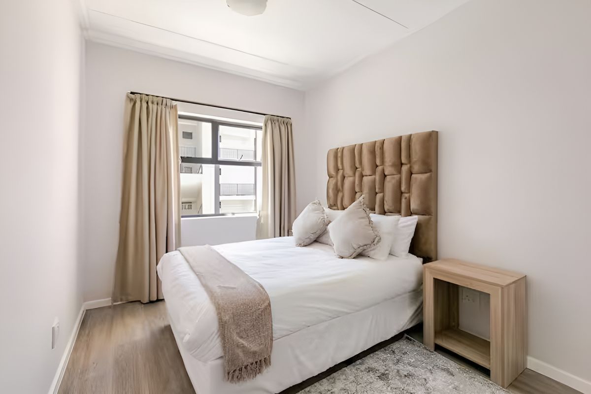 Morden 2 Bedroom And 2 Bath In Bryanston - Photo 5