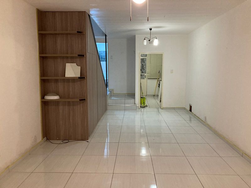 Unit 8 - Stellenbosch Complex, Horizon View - Photo 3