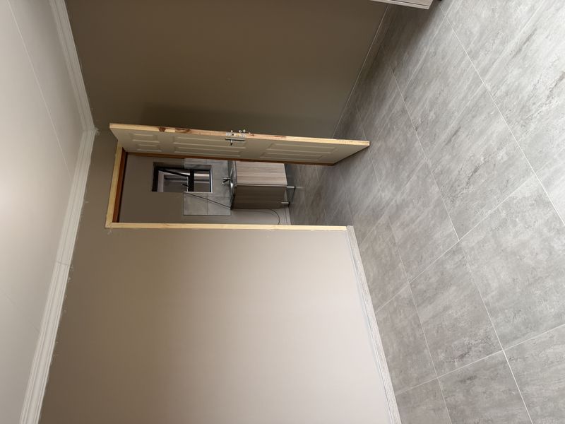 Secure 1-bedroom Apartment In Alexander Street, Birchleigh - Photo 2