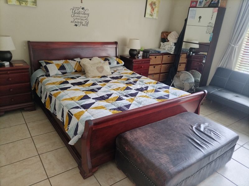 Secure 2-Bedroom House Nestled In The Safe And Serene Heatherlands Neighborhood - Photo 7