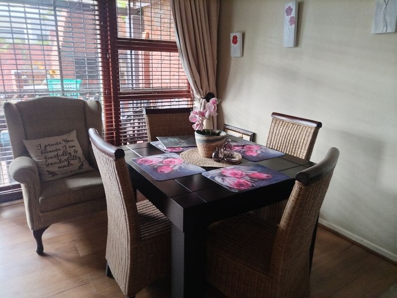 Secure 2-Bedroom House Nestled In The Safe And Serene Heatherlands Neighborhood - Photo 5