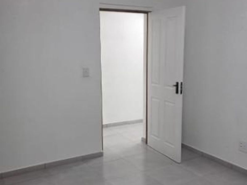 Cadogan Avenue, Mondeor - Photo 6