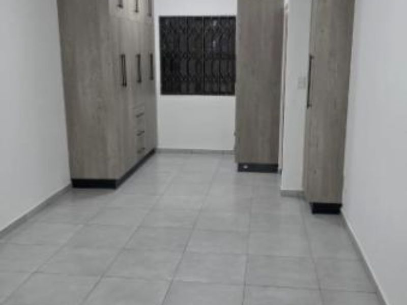 Cadogan Avenue, Mondeor - Photo 3
