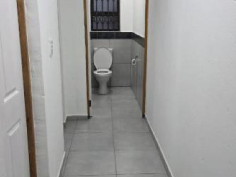 Cadogan Avenue, Mondeor - Photo 5