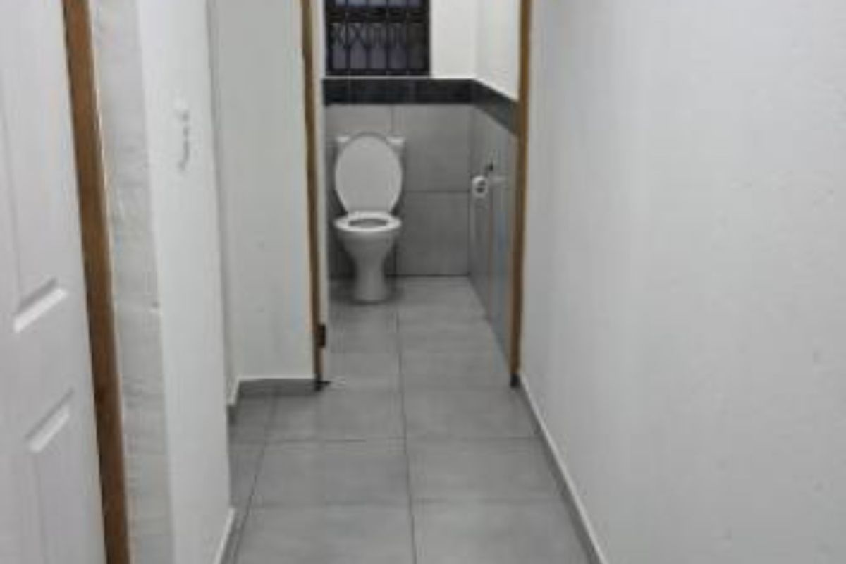 Cadogan Avenue, Mondeor - Photo 5