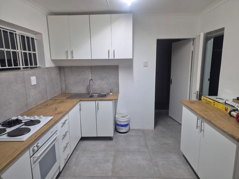 Maraisburg Road, Bosmont - Photo 1