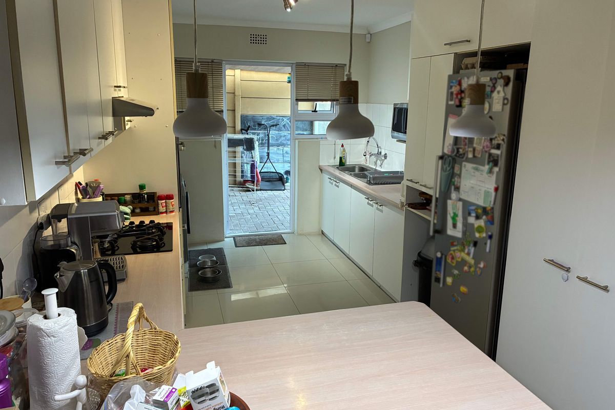 Secure Sunset Close, Sonstraal Heights - Photo 3