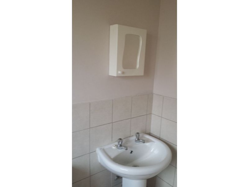 Beautiful 2 Bedroom And 1 Bath Flat At The Orchards, Pretoria North - Photo 9