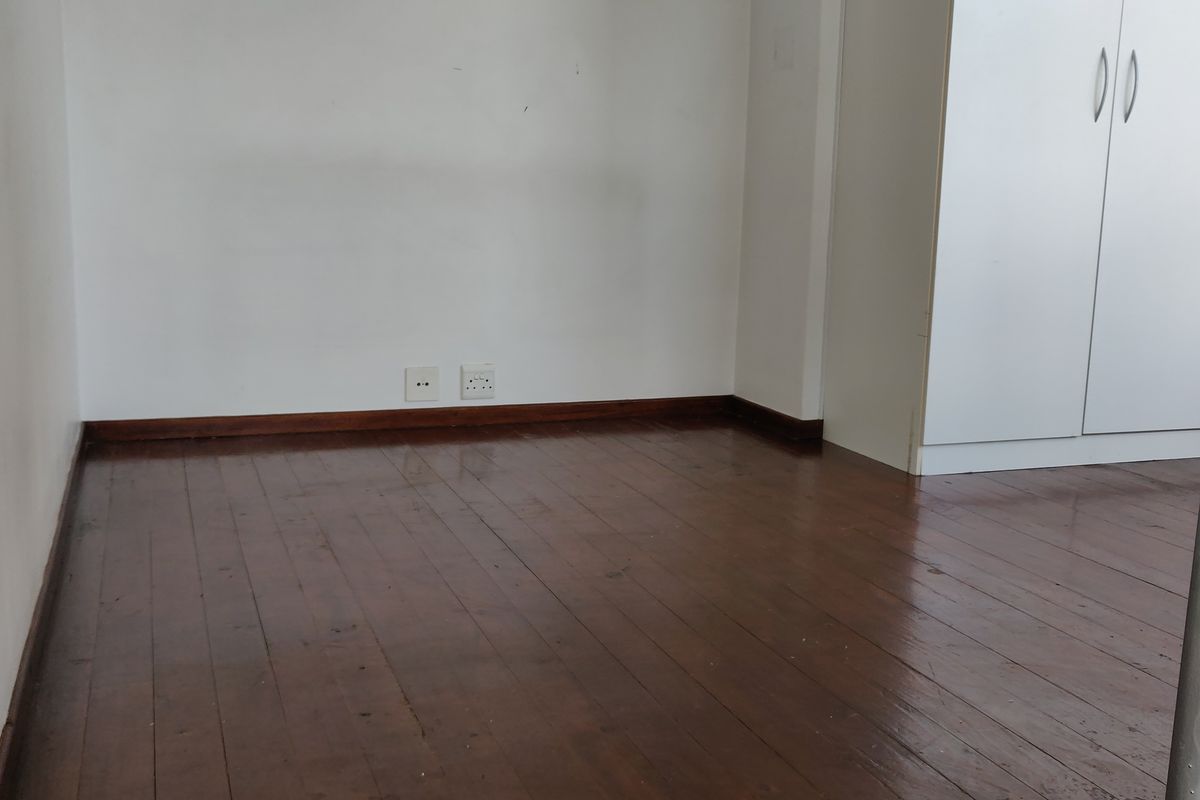 Secure 1-Bedroom Loft In Douglasdale - Photo 5