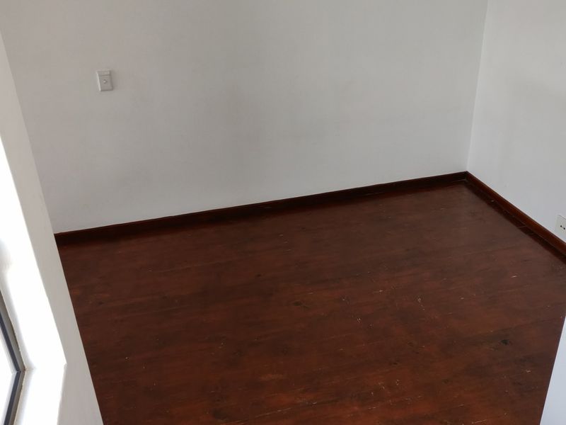 Secure 1-Bedroom Loft In Douglasdale - Photo 7