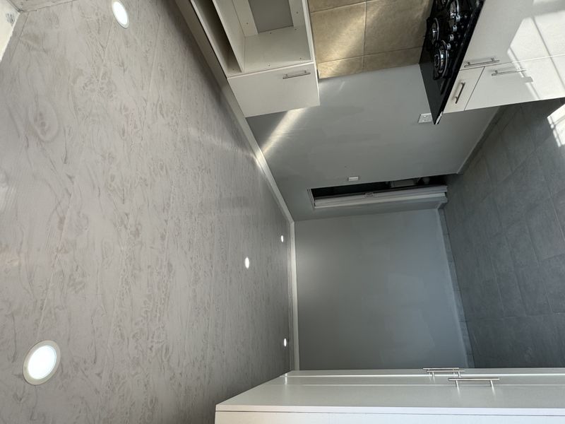 Secure Cottage And 1-bathroom Apartment In Turffontein - Photo 5