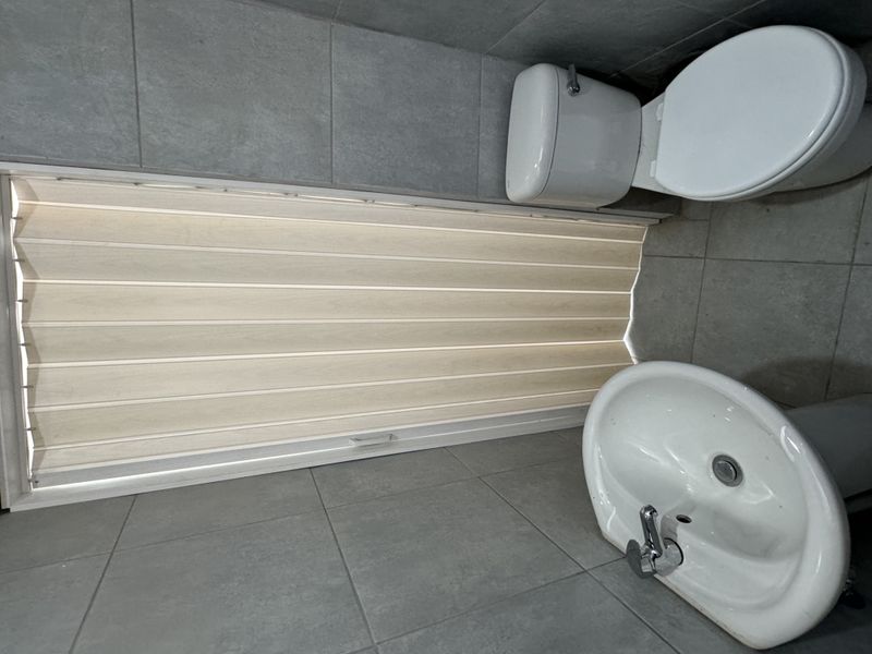 Secure Cottage And 1-bathroom Apartment In Turffontein - Photo 10