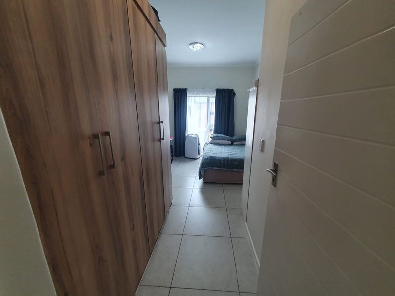 Spacious 2-Bedroom And 1-Bath Apartment/flat In Hereford Estate - Photo 8