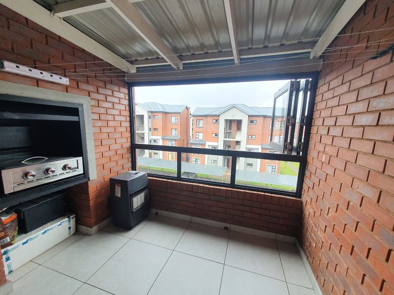 Spacious 2-Bedroom And 1-Bath Apartment/flat In Hereford Estate - Photo 7