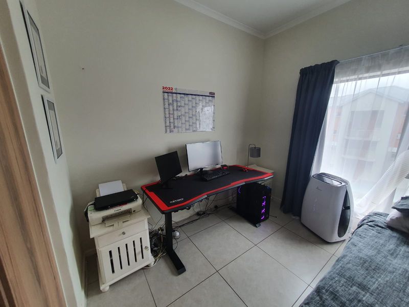 Spacious 2-Bedroom And 1-Bath Apartment/flat In Hereford Estate - Photo 10