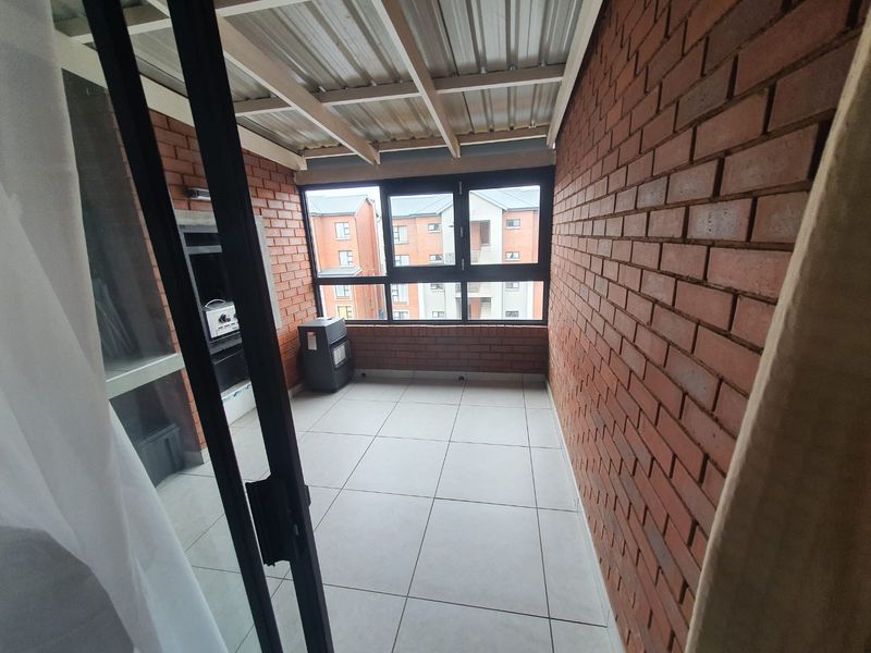 Spacious 2-Bedroom And 1-Bath Apartment/flat In Hereford Estate - Photo 5
